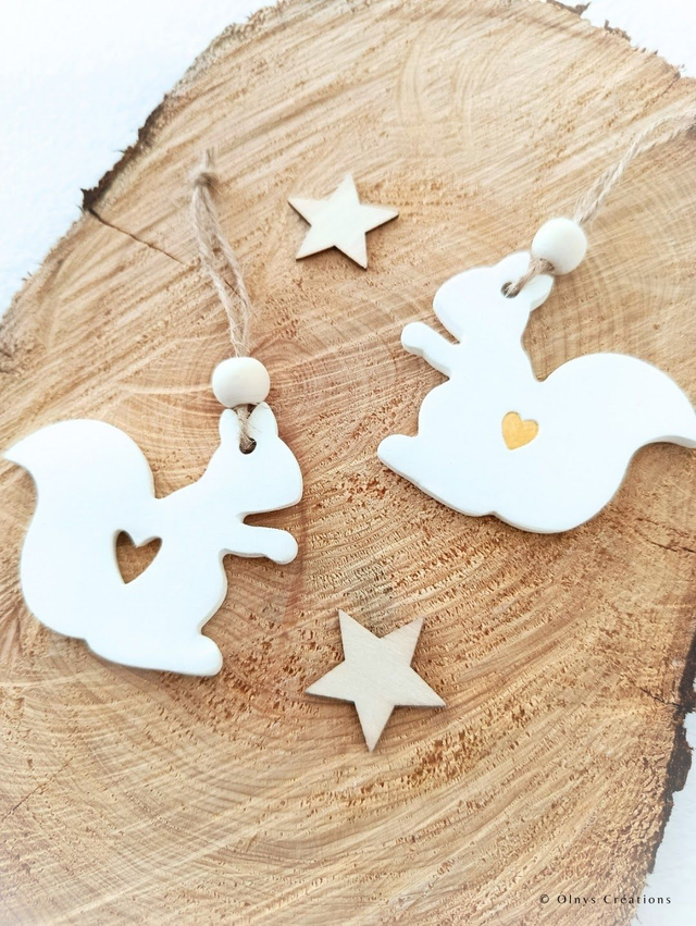 Décoration de Noël en argile /  Ornement Ecureuil