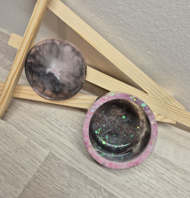 Petit pot rond avec couvercle