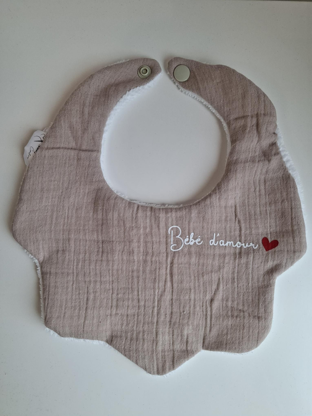 Bavoir nuage "bébé d'amour"