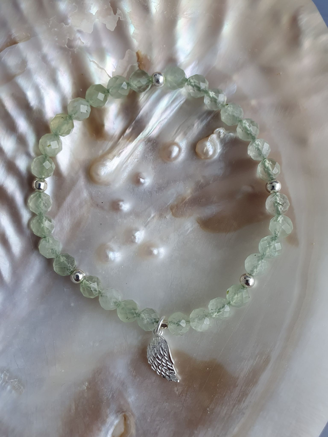 Armband Prehnit mit Flügel