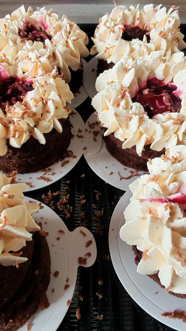Mini Chocolate Gataux (tray of 12)