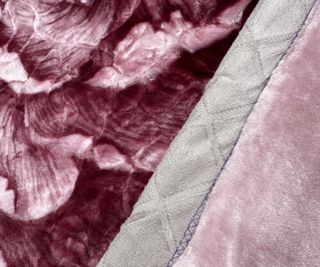 Couvertures doublé à motifs et relief 4kg 200/240 mauve 