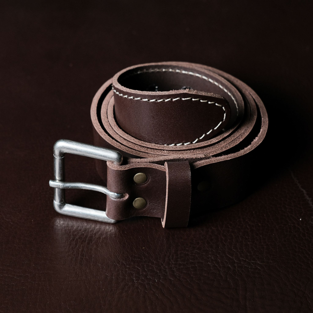 Cinto de Couro Artesanal - Estilo e Durabilidade