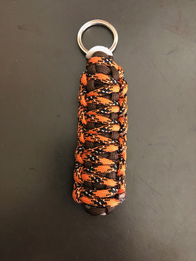 Dubbele cobra sleutelhanger