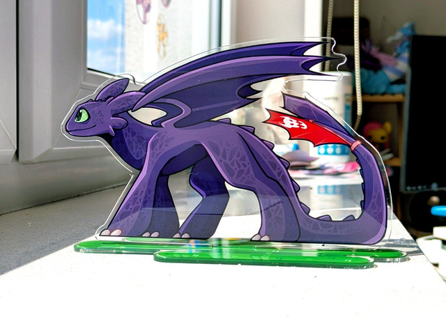 Szczerbatek | HTTYD Standee