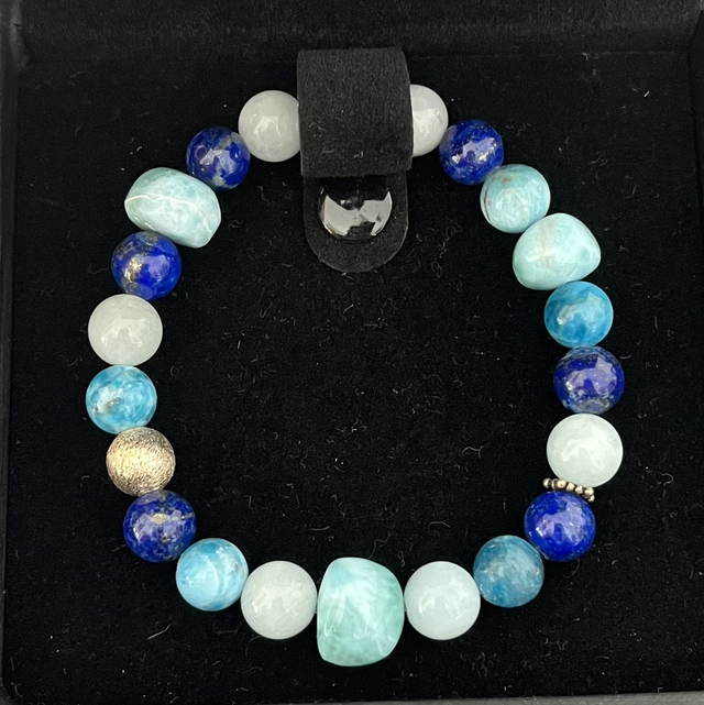 Bracelet « Lâcher Prise » et « Hormones féminines » et apprêts en argent