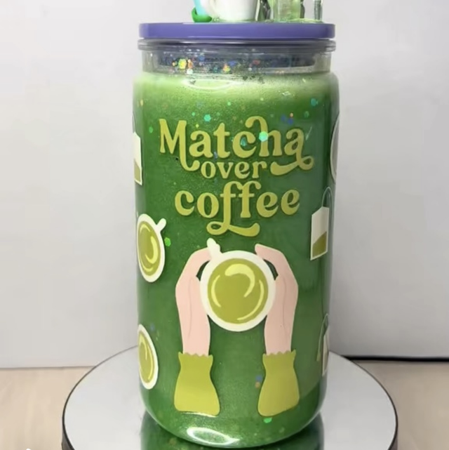 GOBELET BOULE À PAILLETTES. MATCHA 