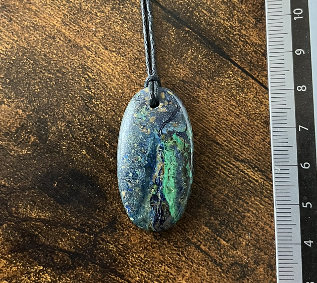 Pendentif en Azurite avec une pointe de Malachite 