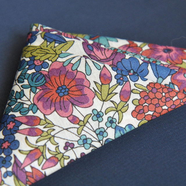 Pochette costume - Margaret Annie - Brocéliande