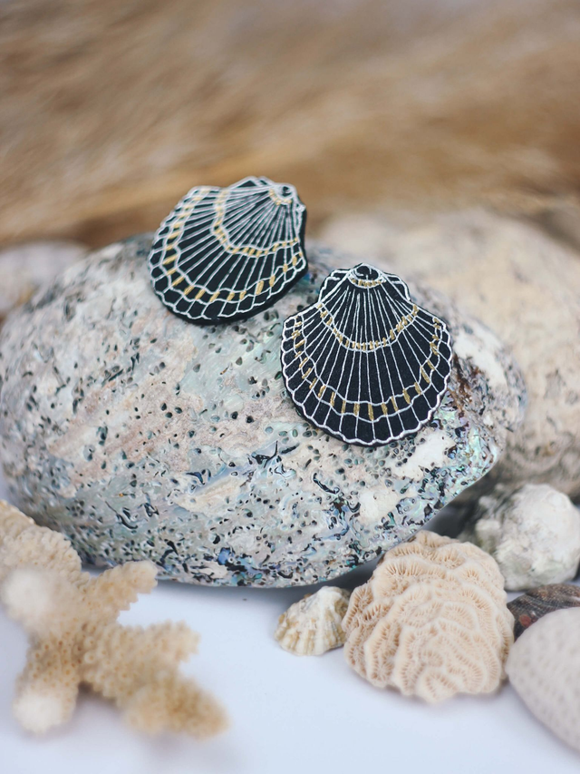 Kolczyki muszelki srebrno-złote