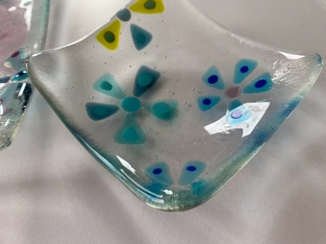 Glass Bowl Set, Square, Full Fused in Clear with Geometric Flower Design approx 20cm and 10cm