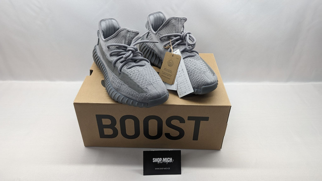 ADIDAS │ YEEZY Boost 350 V2 Steel Grey EU 42 2/3 (grau, IF3219, NEU) 