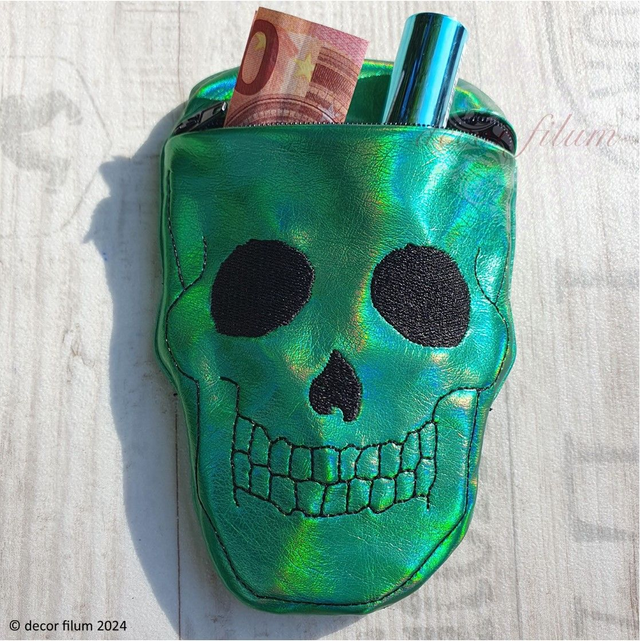 Totenkopf Geldbörse im Gothic Style - Schädel Portemonnaie