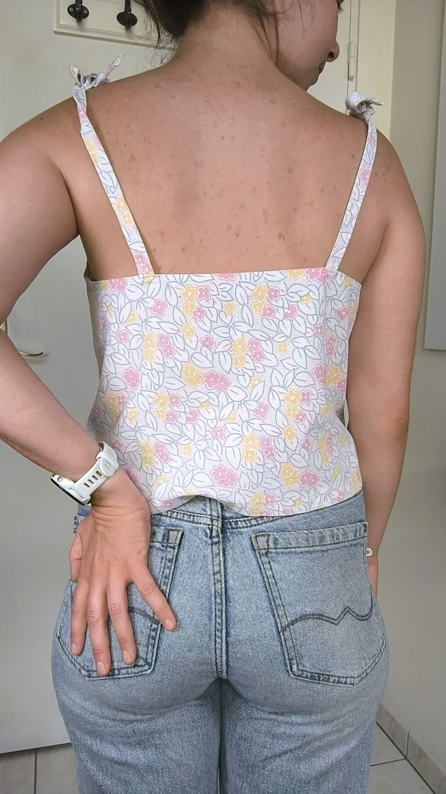 Top fleurs roses, jaune et bleues - Taille 1