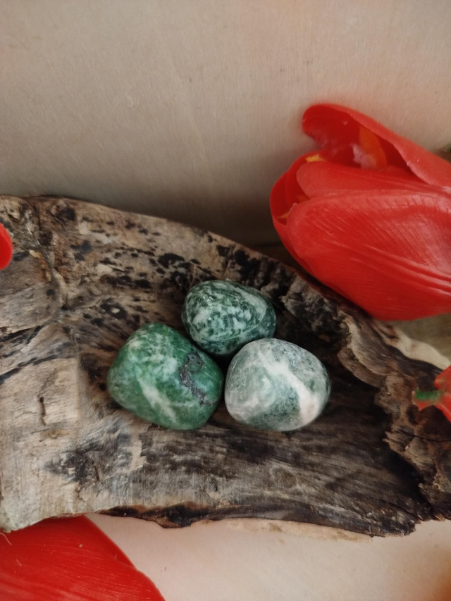 Pierre roulée – Jade Qinghai