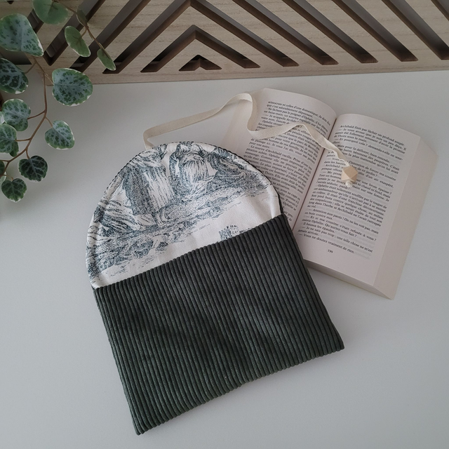 Pochette à livre Zoé Toile de Jouy velours kaki
