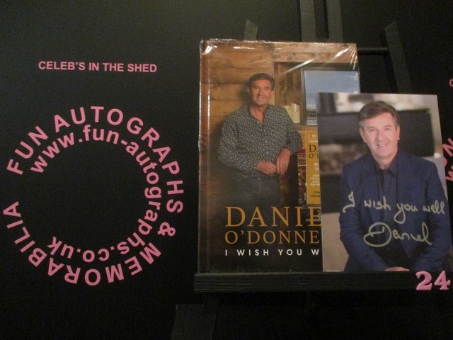 Daniel O'Donnell - 'I Wish You Well' Album &amp; Dvd + Authentic Autographed Photograph (24)
