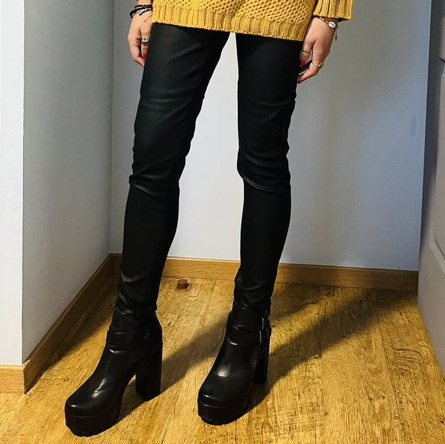 Jean Similicuir Mate