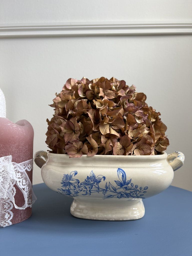 PETUNIA - Bas de soupière Modèle Pétunia de la manufacture Belge BFK