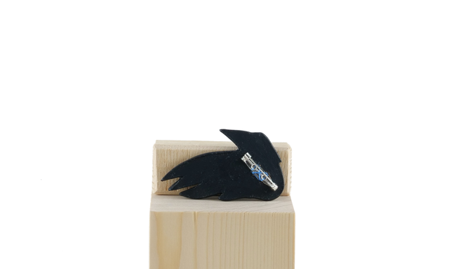 Broche motif Corbeau en cuir tannage végétal - HANE Bleu Vif