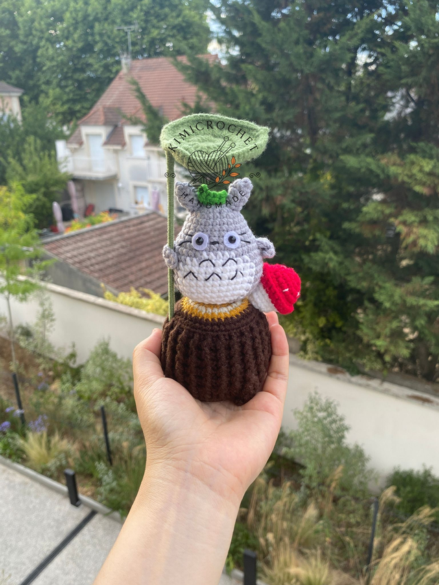 Totoro with Mushroom