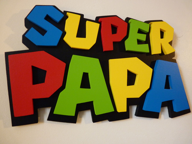 Super Papa façon Super Mario - 26x14 cms