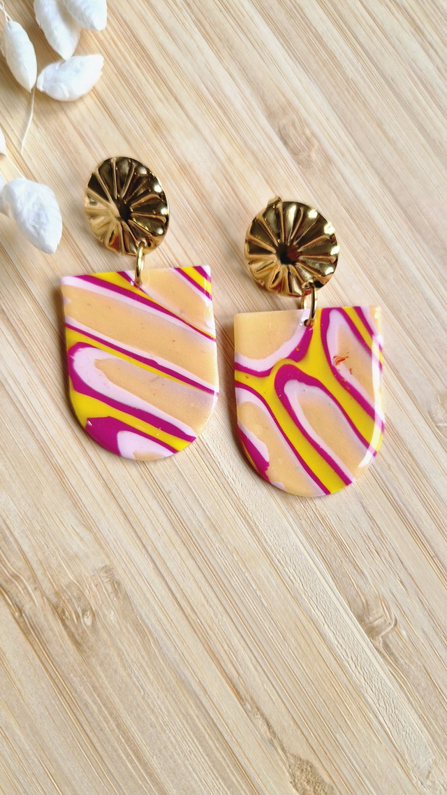 Ambitieuse - Collection Pop'Art - Boucles d'oreilles en pâte polymère et résine. 