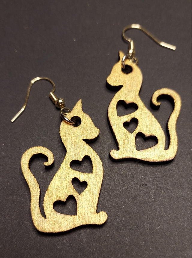 Kultainen kisu -koivuvanerikorvikset (pari)