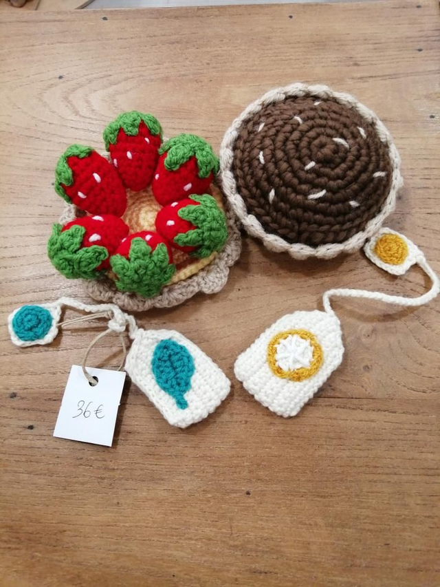 Dinette sucrée en crochet