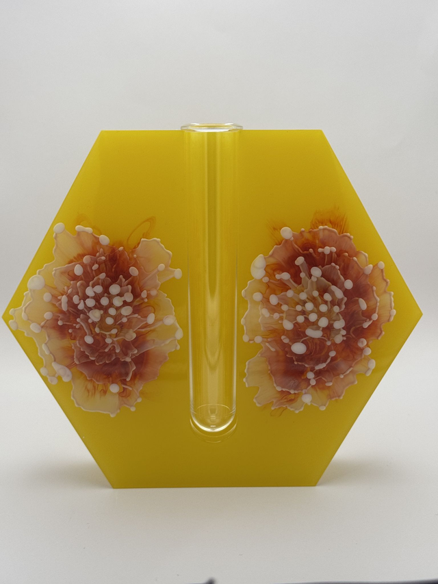 Sunshine Bloom Resin Hexagonal Propagation Vase 