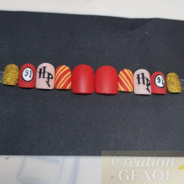 Harry Académie little carré S créer sur commande délai de 7jours ouvrable