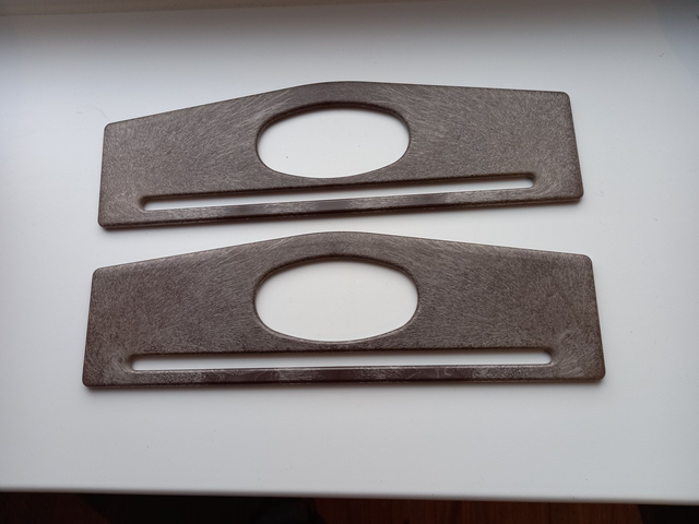 Tassenbeugel bruin kunststof (22 cm)