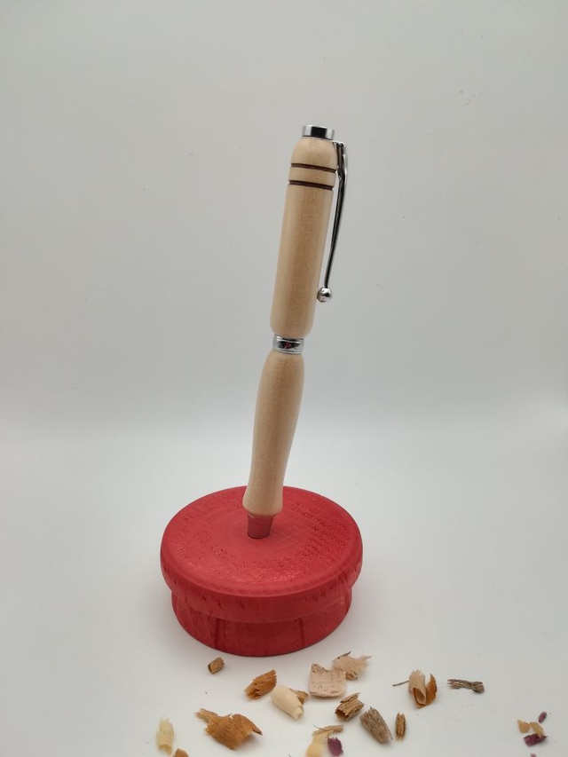 Stylo bille rechargeable finition argenté en bois d'érable