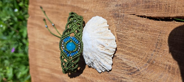 Bracelet micro-macramé vert