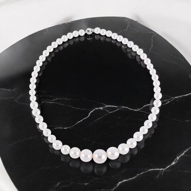 Beautiful Handmade White Mother Pearl Shell Necklace.