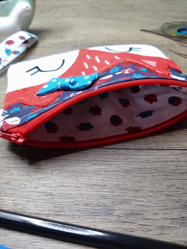 Red fox zip purse with wrist strap