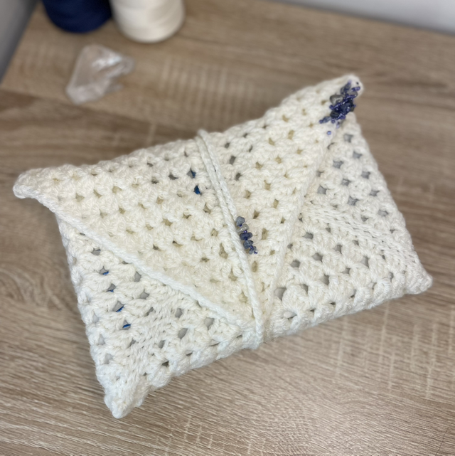 Protège livre au Crochet avec Broderie