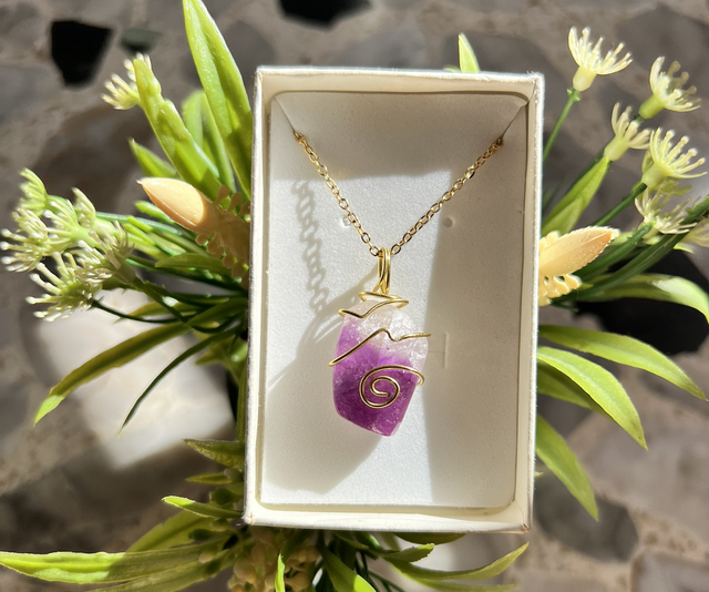 Fluorite bicolore grezza , Prov : Svizzera 🇨🇭, acciaio inox 