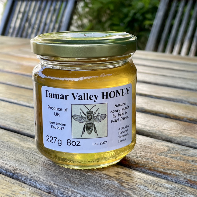 227g / 8oz jar of honey