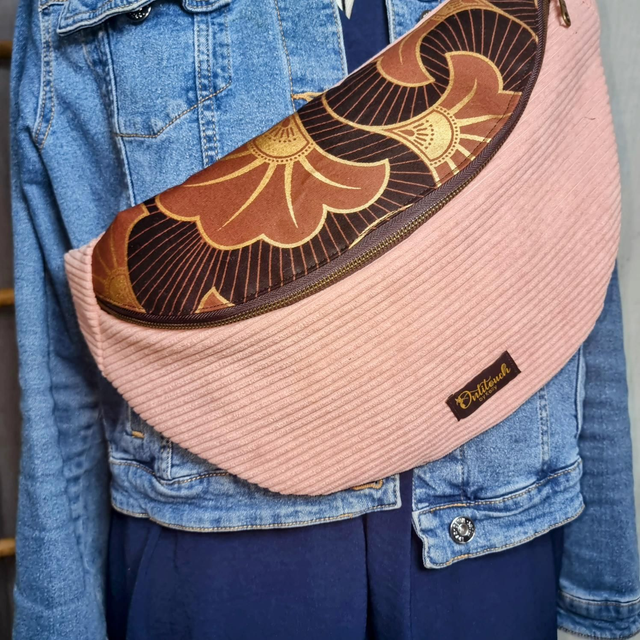 Sac banane marron et rose 