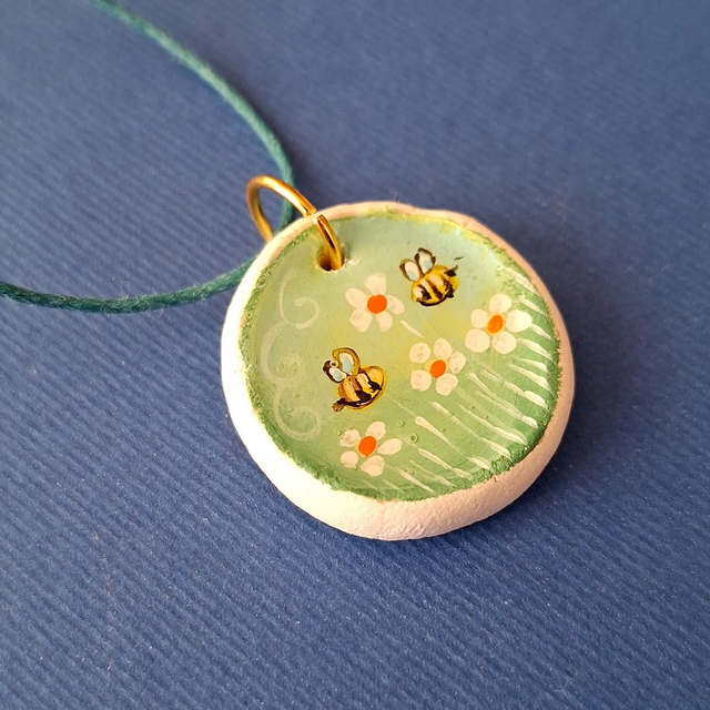 Collane "Piccoli Amici" - farfalla - api