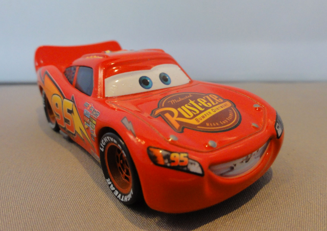 Disney Pixar Cars 1 - Bug Mouth Lightning McQueen