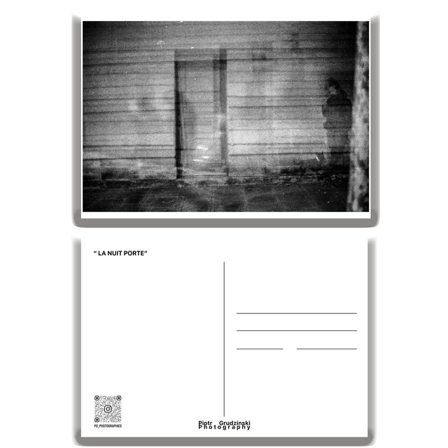 «  La Nuit Porte » - Carte postale A5