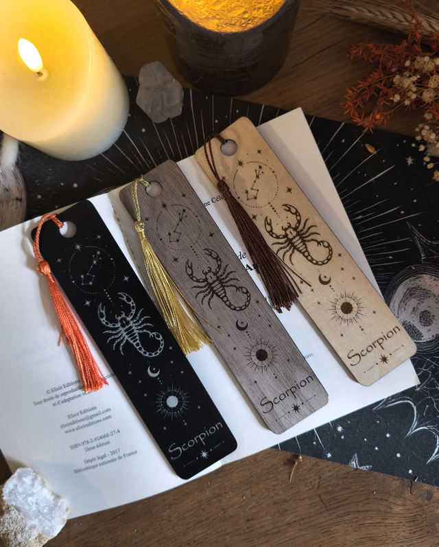 Marque-page Scorpion en noyer