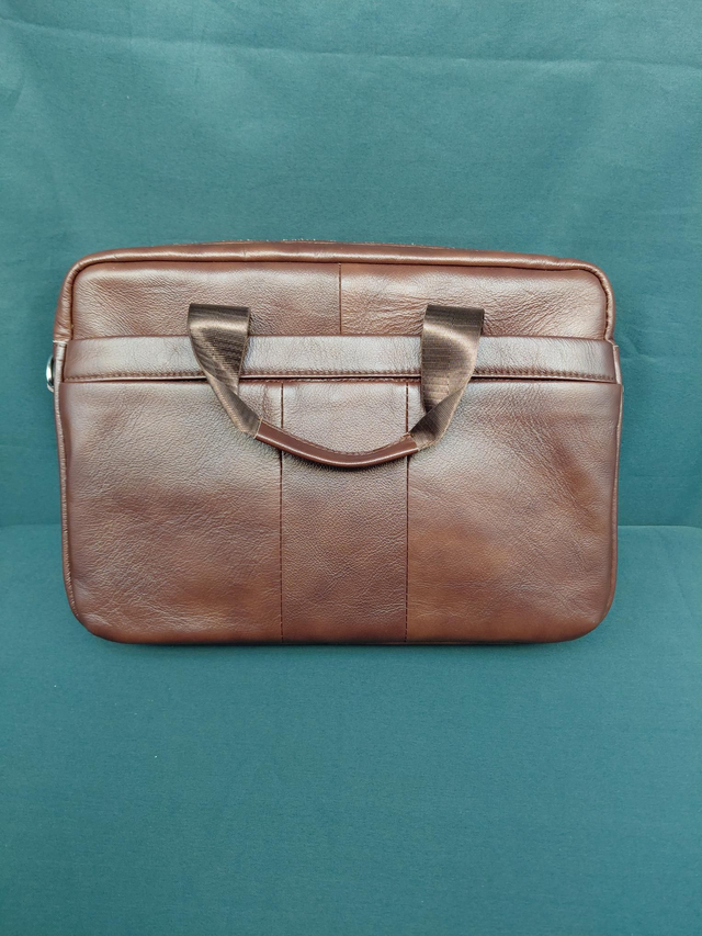 Pochette en cuir Homme couleur brun 