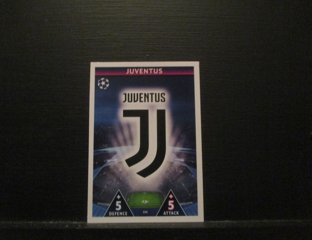 JUVENTUS - UEFA Champions League Match Attax 2018/19 Original Trading Card #379
