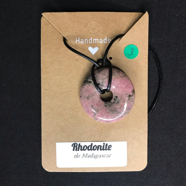 RHODONITE - Pendentif donut N°3 avec cordon cuir [Madagascar]