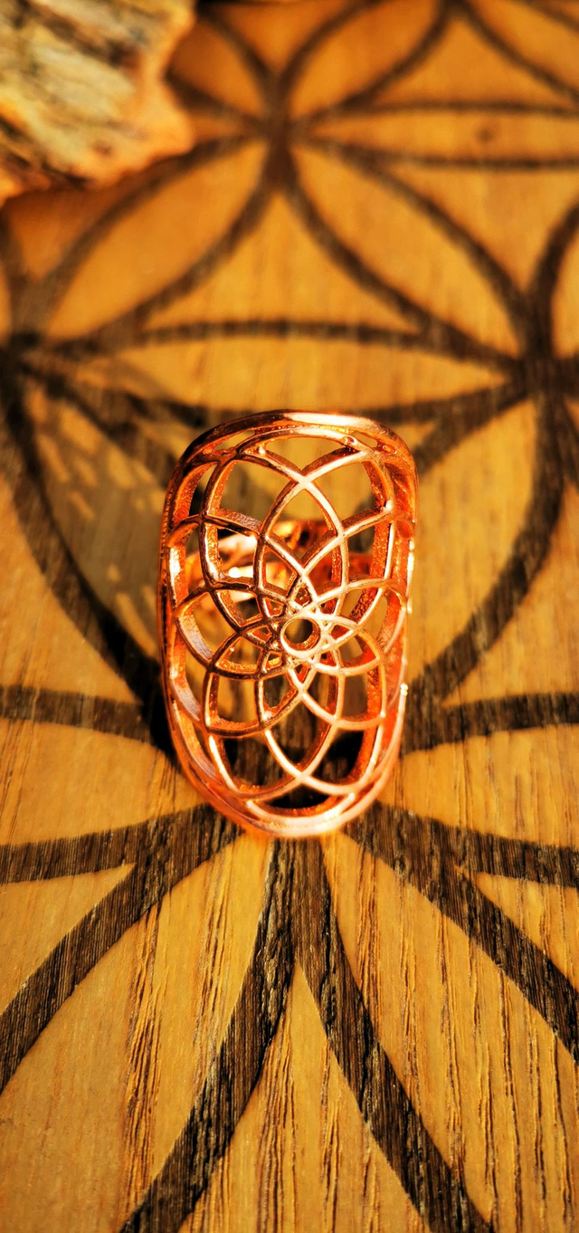 Bague graine de vie laiton couleur cuivre