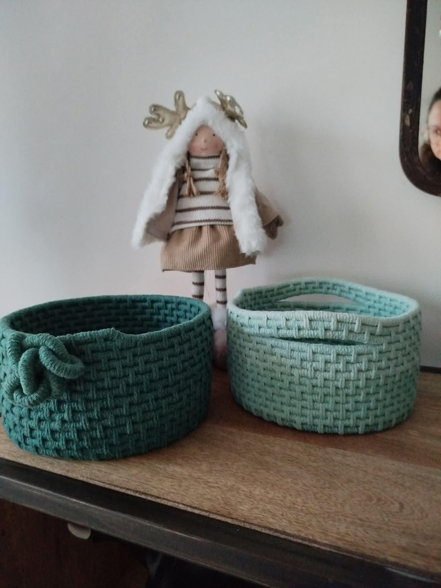 Panier rond en macramé
