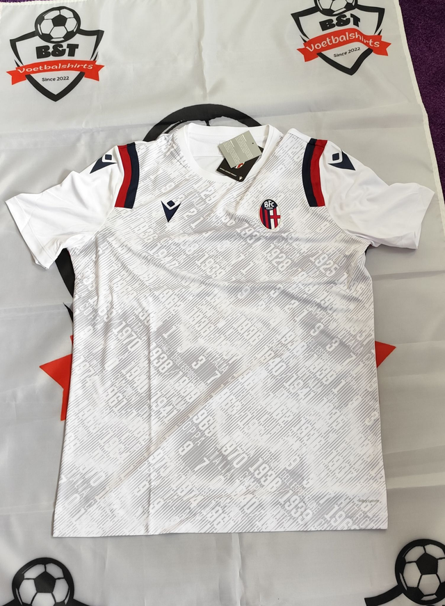 Bologna Macron Pre-Match Training Shirt 2020-21